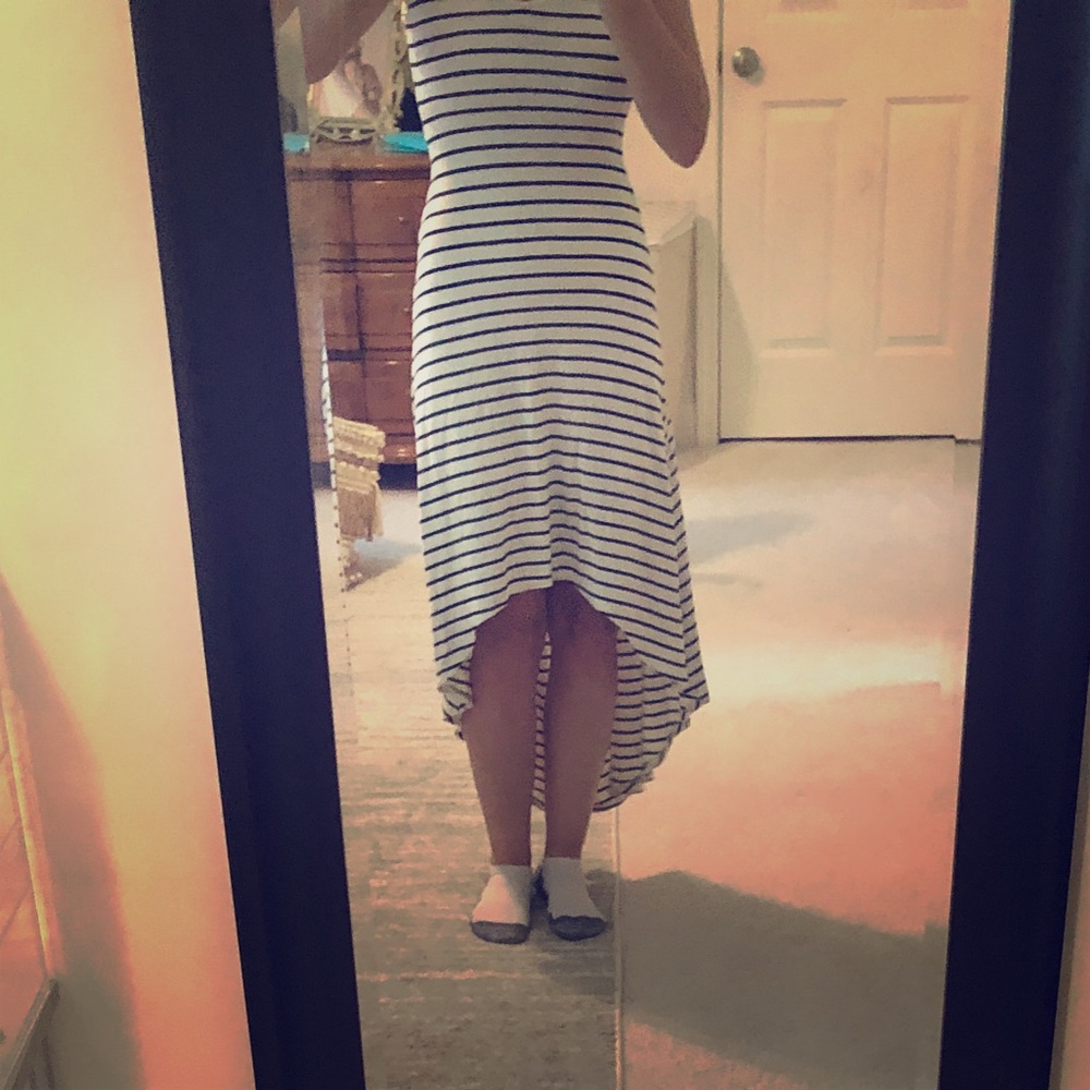 Beautiful high low maxi dress 👗